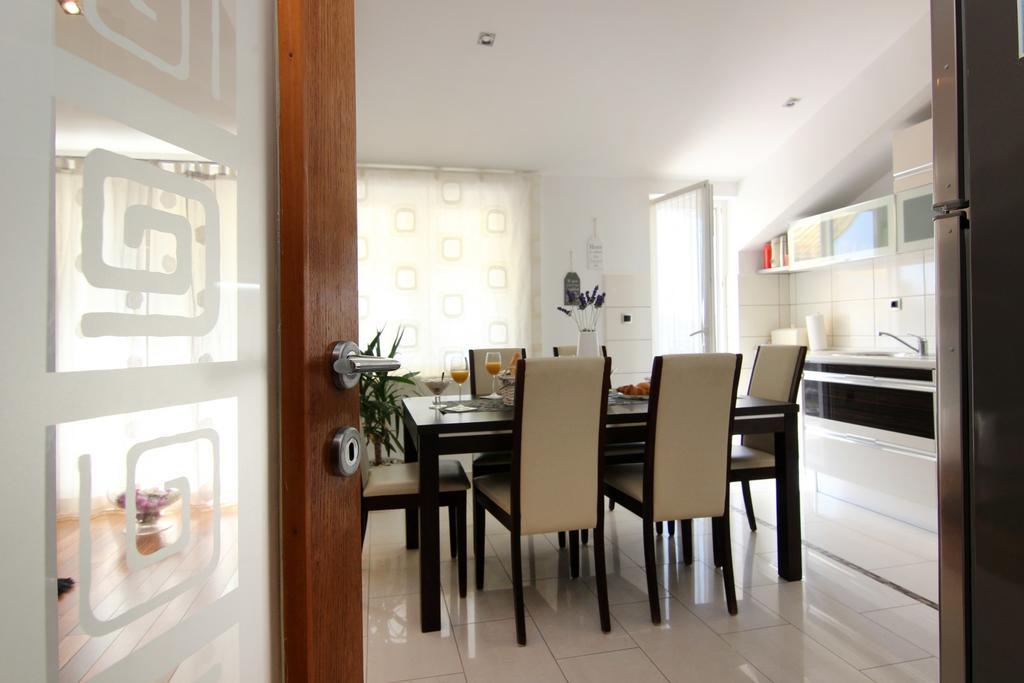 Apartments Josipa 스플리트 객실 사진